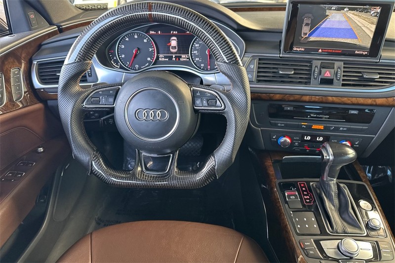 Audi A7 Vehicle Full-screen Gallery Image 14