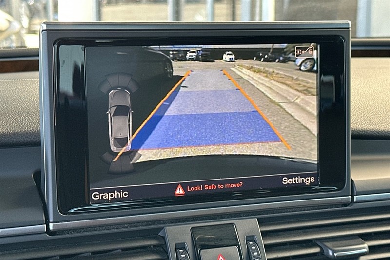 Audi A7 Vehicle Full-screen Gallery Image 19