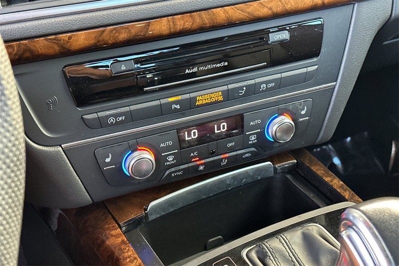 Audi A7 Vehicle Full-screen Gallery Image 20
