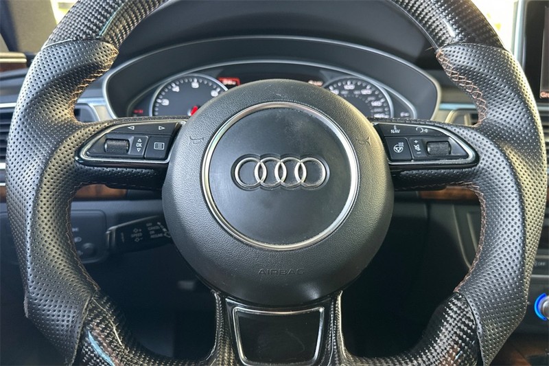 Audi A7 Vehicle Full-screen Gallery Image 23