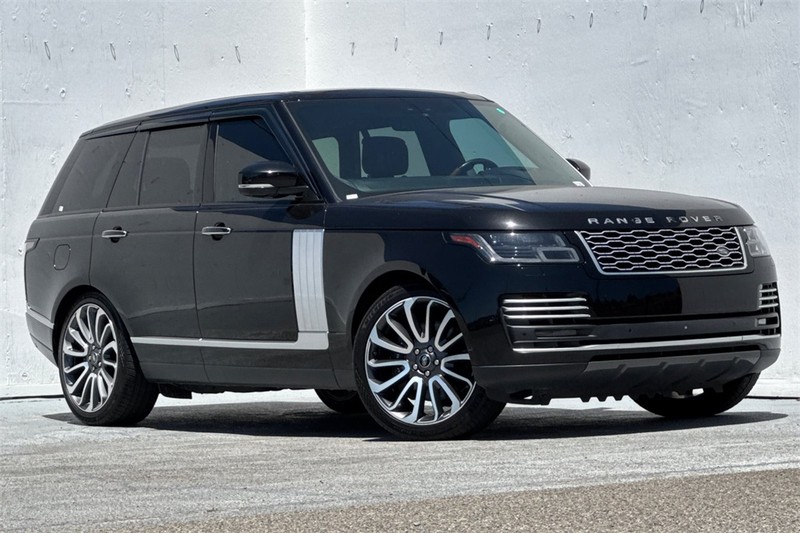 Land Rover Range Rover Vehicle Full-screen Gallery Image 02