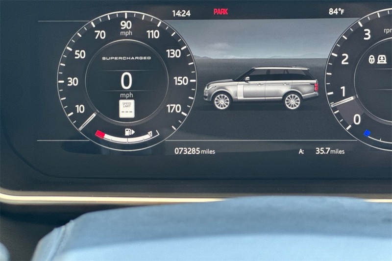 Land Rover Range Rover Vehicle Full-screen Gallery Image 26