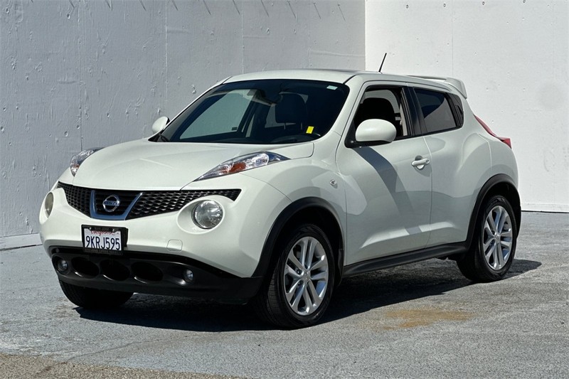 Nissan JUKE Vehicle Full-screen Gallery Image 07