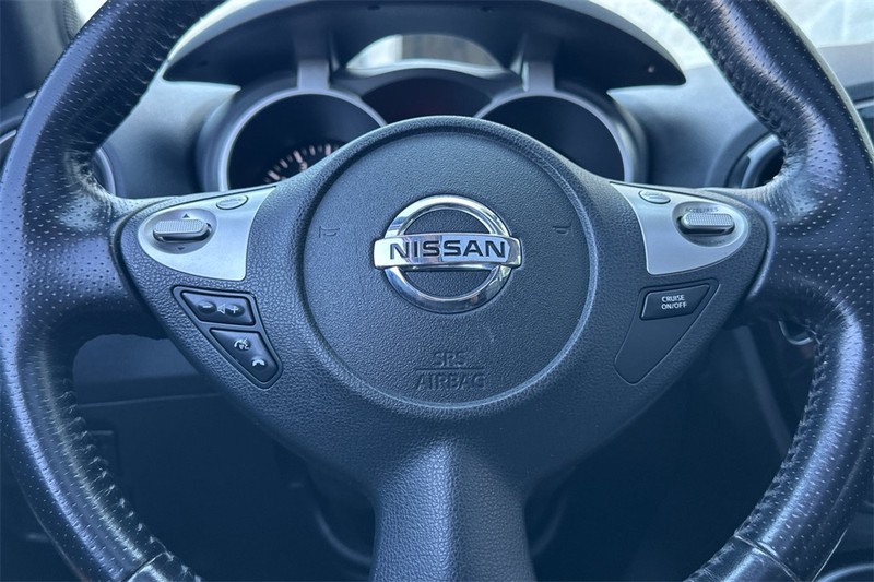 Nissan JUKE Vehicle Full-screen Gallery Image 23