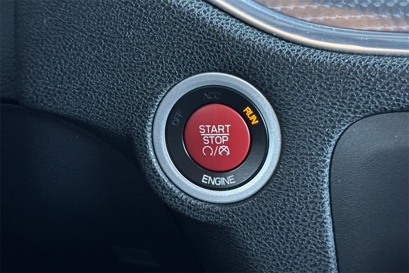 Dodge Charger Vehicle Full-screen Gallery Image 22