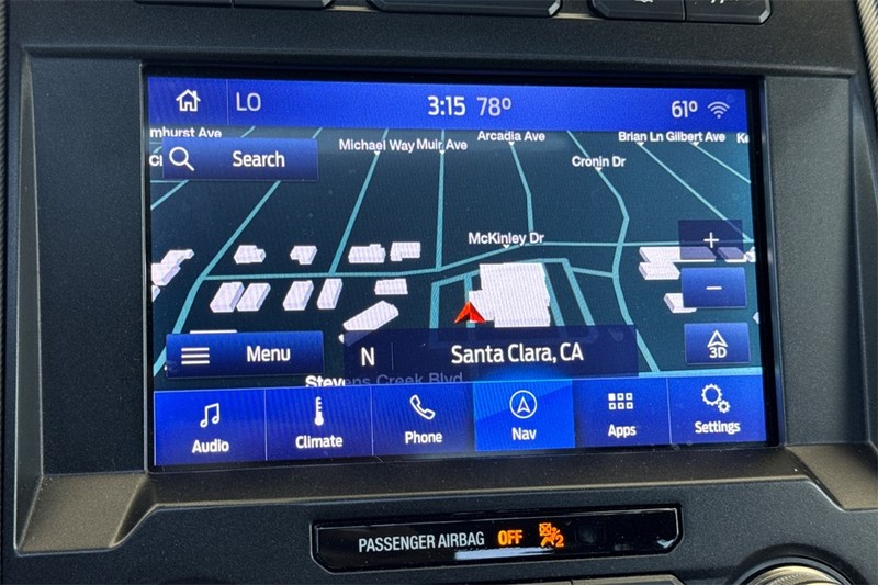 Ford F-150 Vehicle Full-screen Gallery Image 18