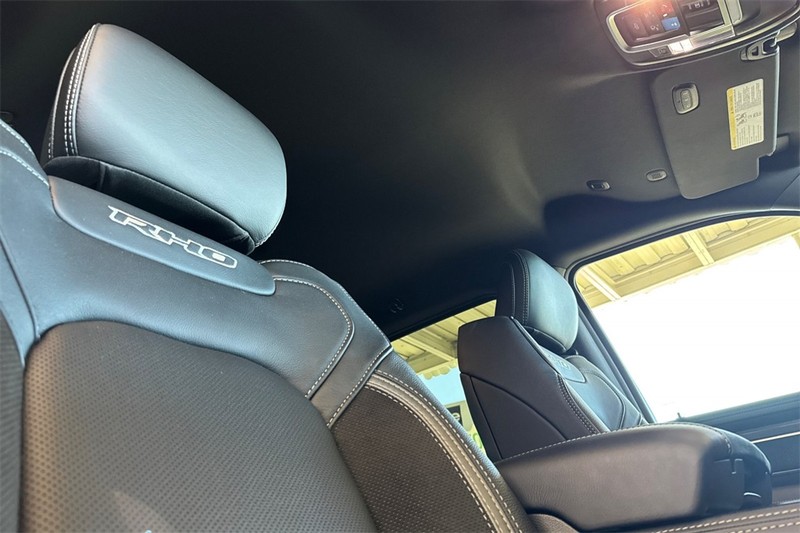 Ram 1500 Vehicle Full-screen Gallery Image 16