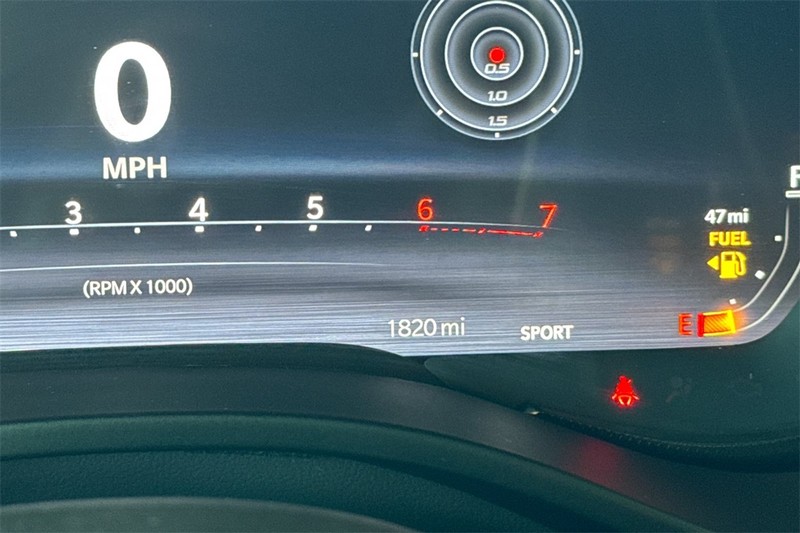 Ram 1500 Vehicle Full-screen Gallery Image 25