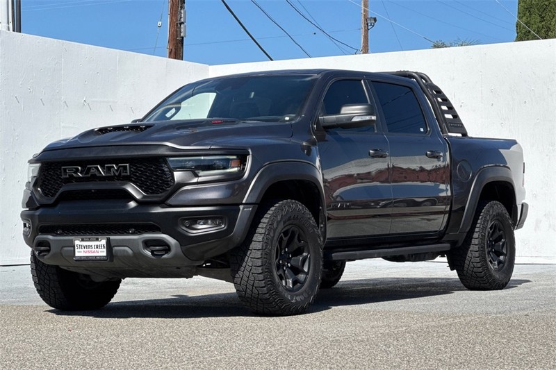 Ram 1500 Vehicle Full-screen Gallery Image 08
