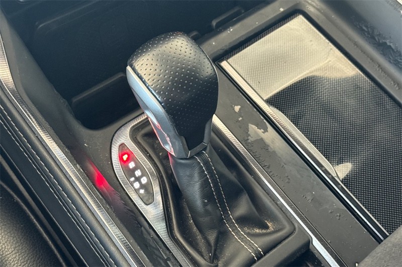 Ram 1500 Vehicle Full-screen Gallery Image 21