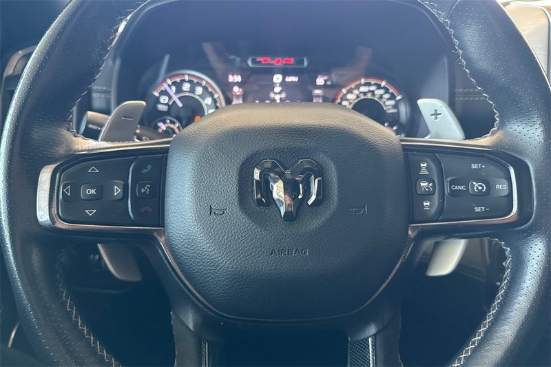 Ram 1500 Vehicle Full-screen Gallery Image 23