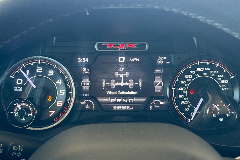 Ram 1500 Vehicle Full-screen Gallery Image 24