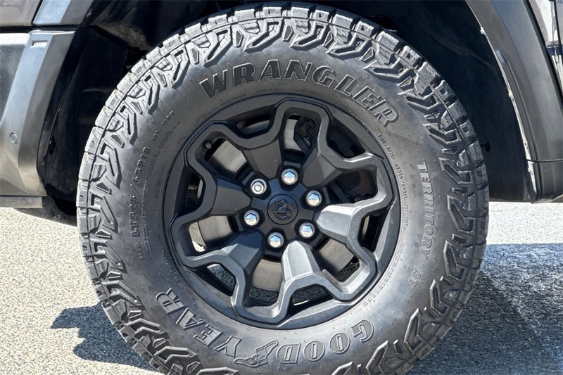 Ram 1500 Vehicle Full-screen Gallery Image 26