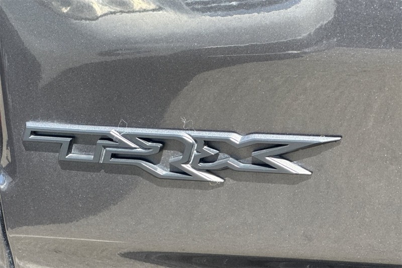 Ram 1500 Vehicle Full-screen Gallery Image 27