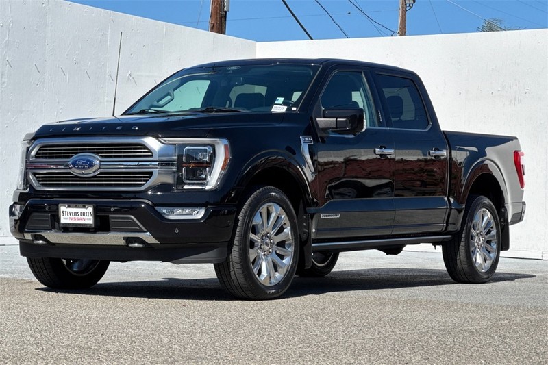 Ford F-150 Vehicle Full-screen Gallery Image 08