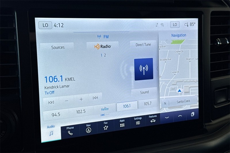 Ford F-150 Vehicle Full-screen Gallery Image 17