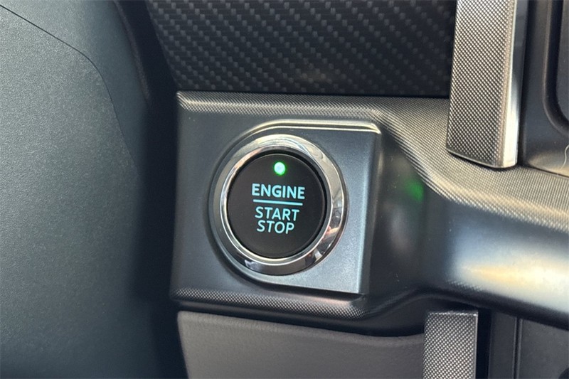 Ford F-150 Vehicle Full-screen Gallery Image 22