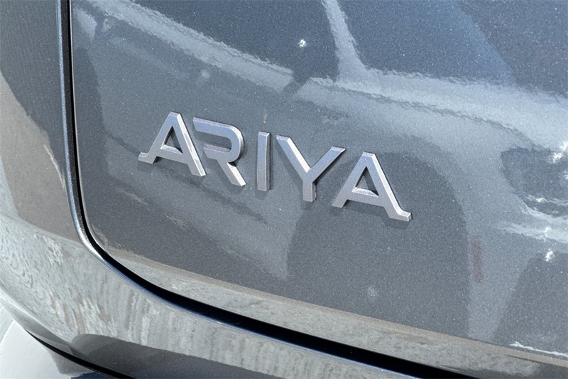 Nissan ARIYA Vehicle Full-screen Gallery Image 27