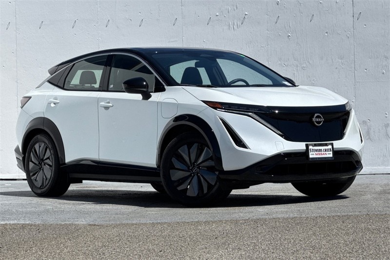Nissan Ariya Vehicle Full-screen Gallery Image 02
