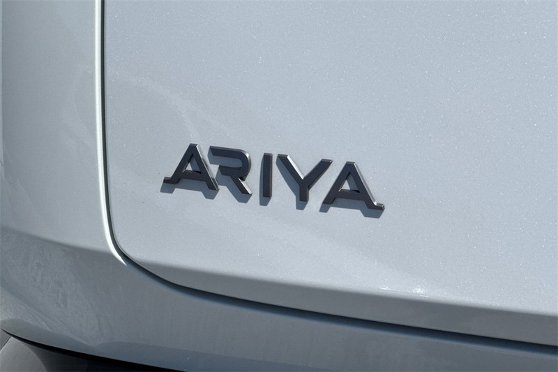 Nissan Ariya Vehicle Full-screen Gallery Image 27