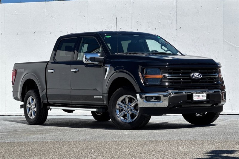 Ford F-150 Vehicle Full-screen Gallery Image 02