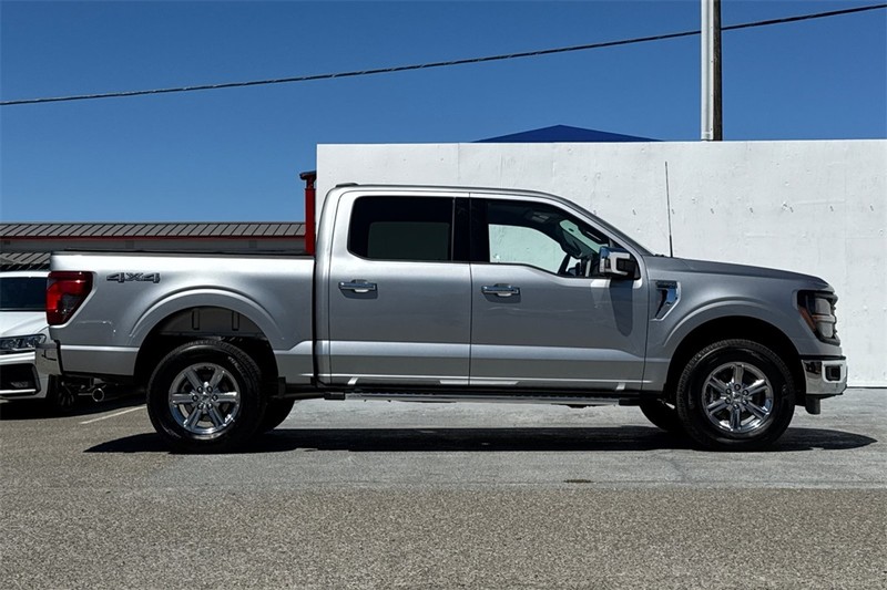 Ford F-150 Vehicle Full-screen Gallery Image 03
