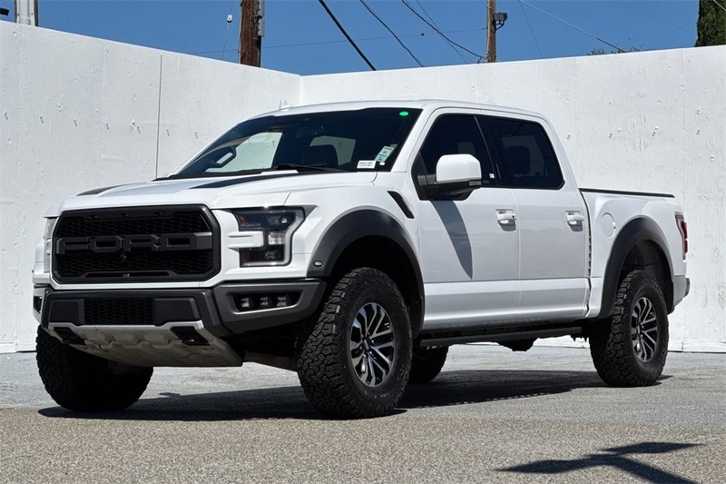 Ford F-150 Vehicle Full-screen Gallery Image 08