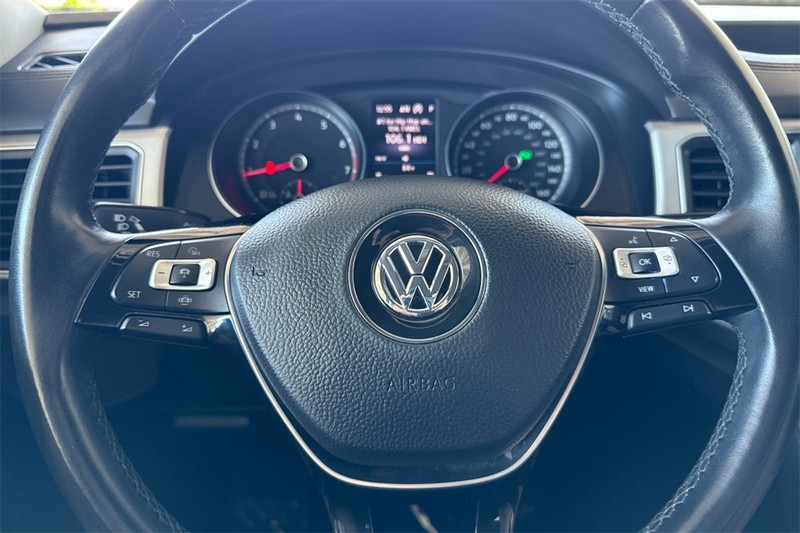 Volkswagen Atlas Vehicle Full-screen Gallery Image 22