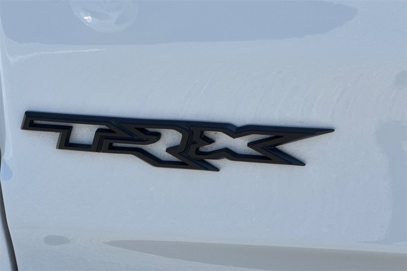 Ram 1500 Vehicle Full-screen Gallery Image 27