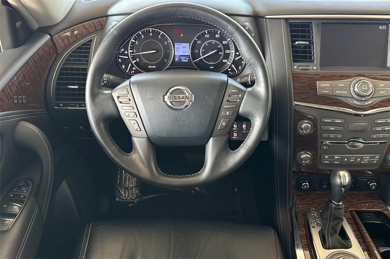 Nissan Armada Vehicle Full-screen Gallery Image 14