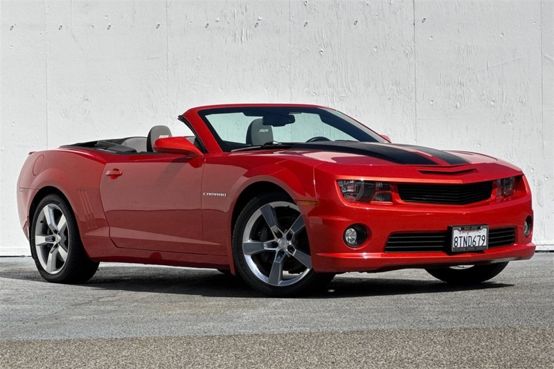 Chevrolet Camaro Vehicle Full-screen Gallery Image 02