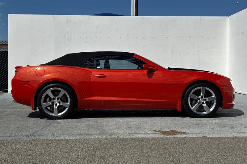 Chevrolet Camaro Vehicle Full-screen Gallery Image 03