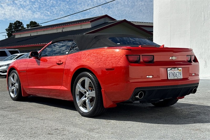 Chevrolet Camaro Vehicle Full-screen Gallery Image 06