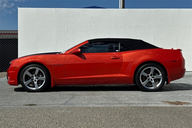 Chevrolet Camaro Vehicle Full-screen Gallery Image 07