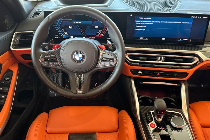 BMW M3 Vehicle Full-screen Gallery Image 14