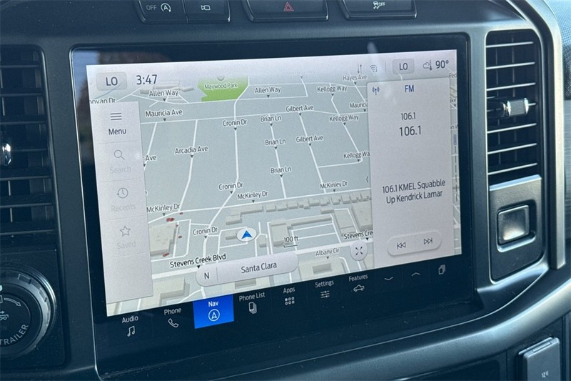 Ford F-150 Vehicle Full-screen Gallery Image 18