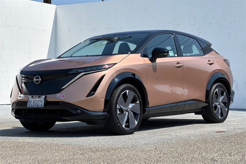 Nissan ARIYA Vehicle Full-screen Gallery Image 08
