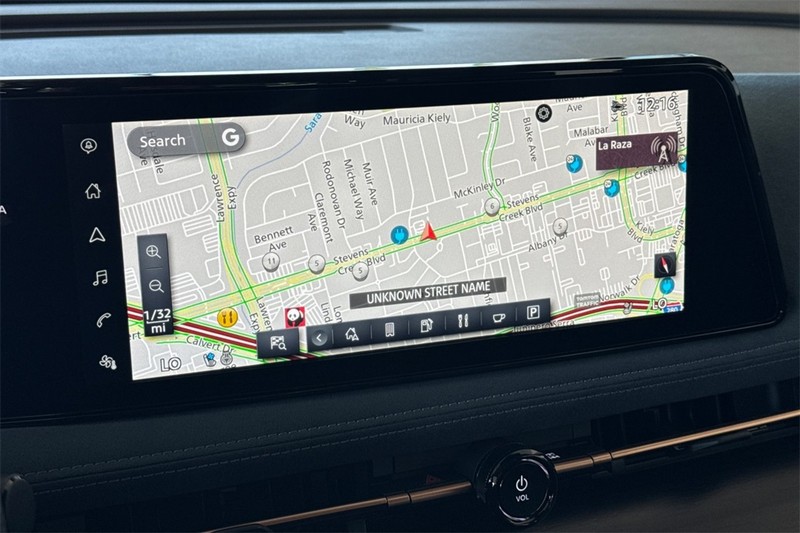 Nissan ARIYA Vehicle Full-screen Gallery Image 18