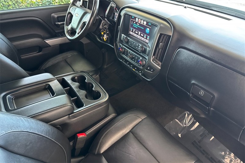 Chevrolet Silverado 1500 Vehicle Full-screen Gallery Image 15