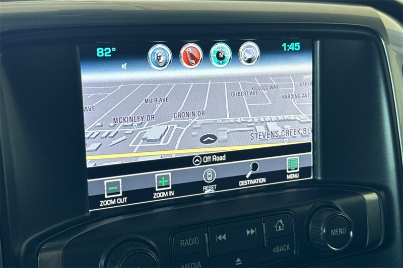 Chevrolet Silverado 1500 Vehicle Full-screen Gallery Image 18