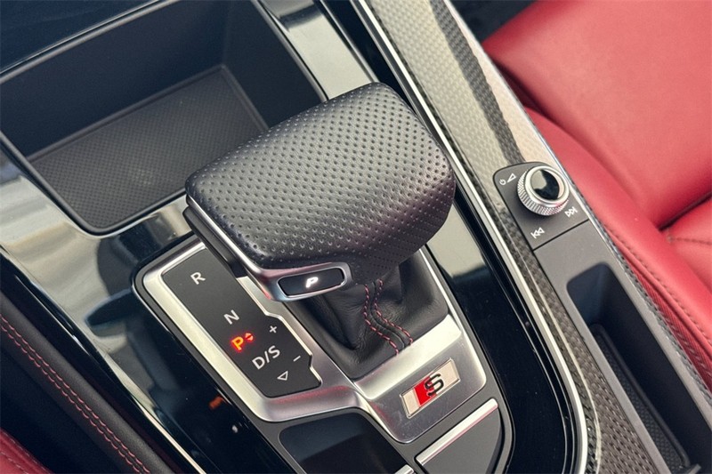 Audi S5 Sportback Vehicle Full-screen Gallery Image 21