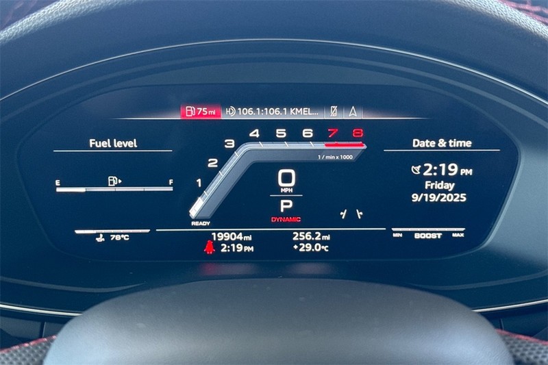 Audi S5 Sportback Vehicle Full-screen Gallery Image 24