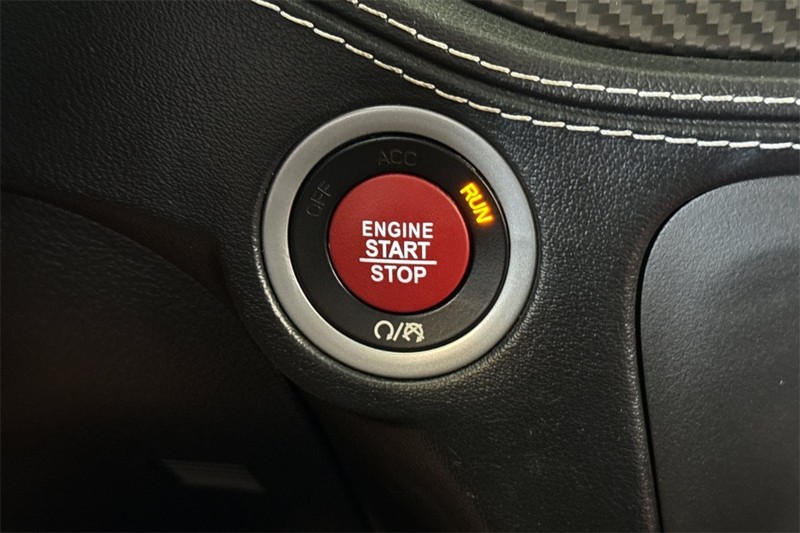 Dodge Charger Vehicle Full-screen Gallery Image 22