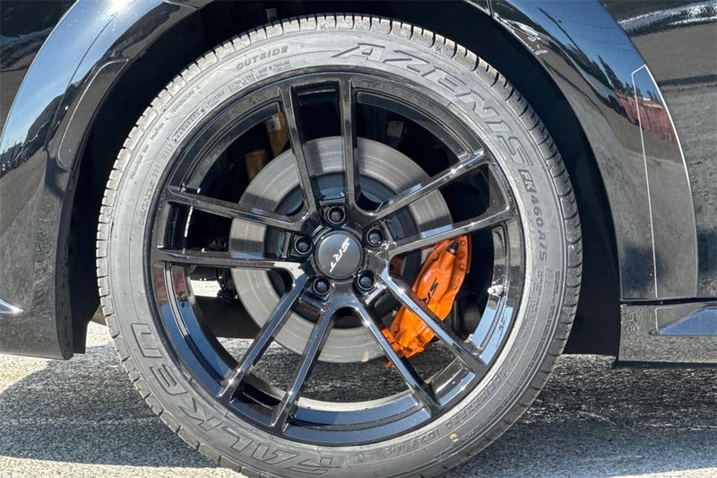 Dodge Charger Vehicle Full-screen Gallery Image 26