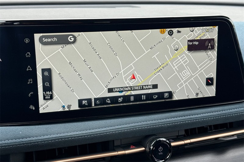 Nissan ARIYA Vehicle Full-screen Gallery Image 18