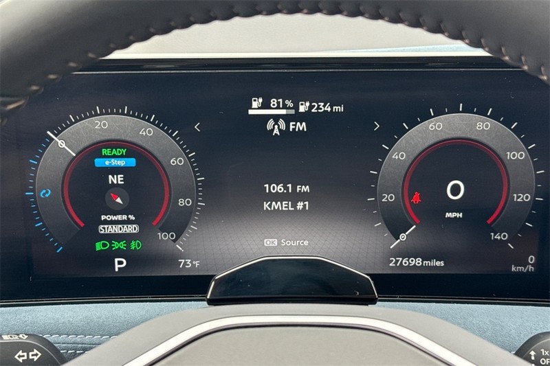 Nissan ARIYA Vehicle Full-screen Gallery Image 24