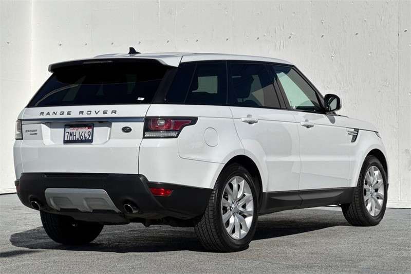 Land Rover Range Rover Sport Vehicle Full-screen Gallery Image 04