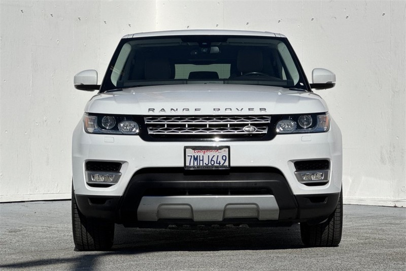 Land Rover Range Rover Sport Vehicle Full-screen Gallery Image 09