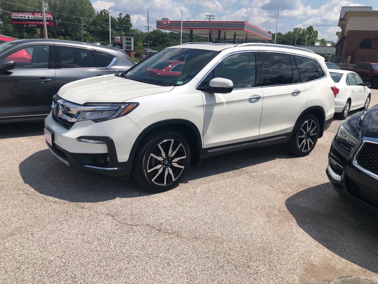 Honda Pilot Vehicle Full-screen Gallery Image 1