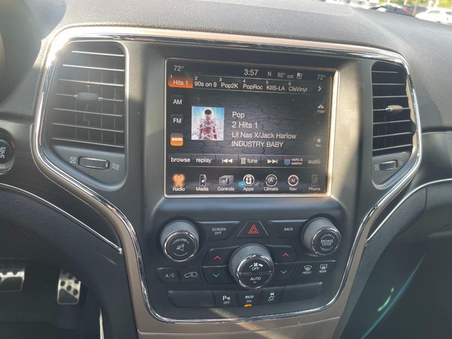 Jeep Grand Cherokee Vehicle Full-screen Gallery Image 10